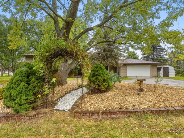 7309 Bellevue Dr, Mt Pleasant, MI 48858