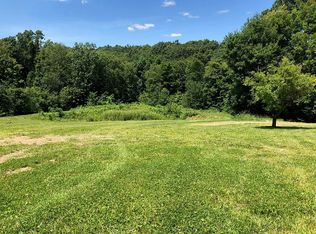 113 Waterside Dr, Beaver Falls, PA 15010