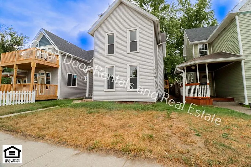 1315 1/2 Wall St