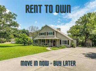 1411 E Seneca Ct, Granbury, TX 76048