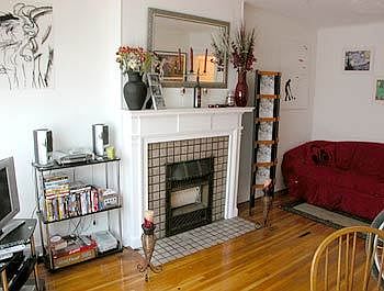 5th image of 326 E Hudson St APT 6