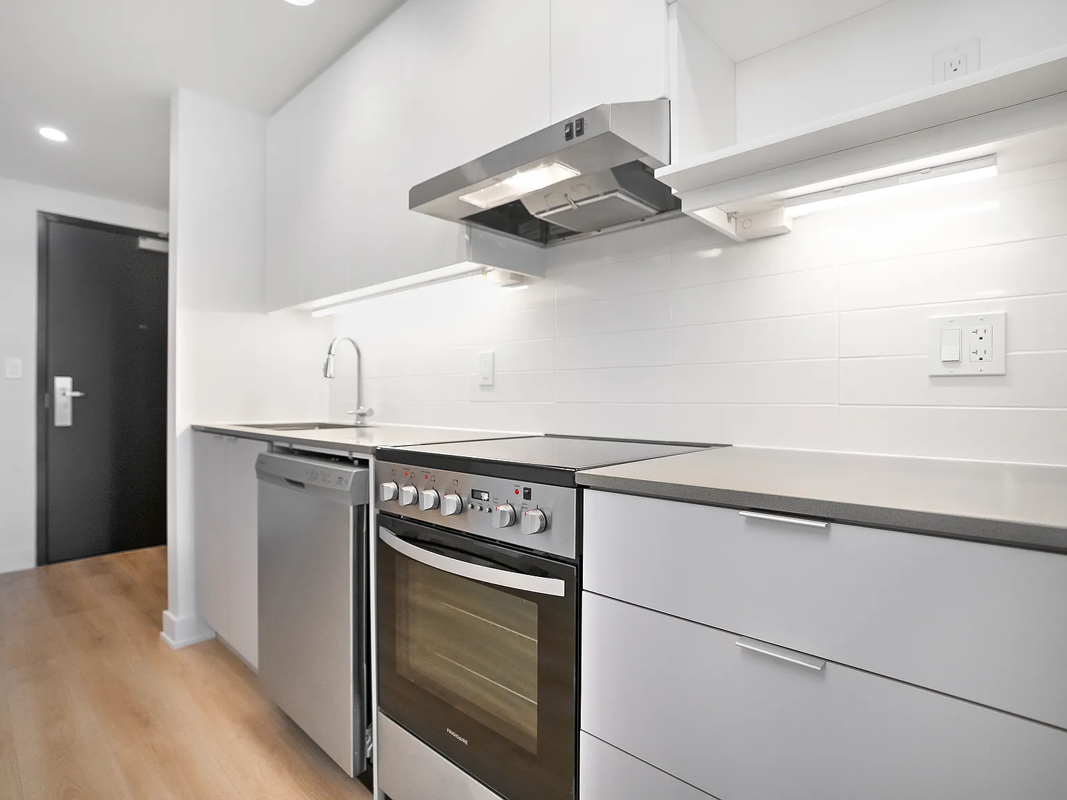 MRKT Lofts — Photo 3