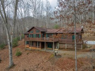 536 Timbercrest Dr, Franklin, NC 28734