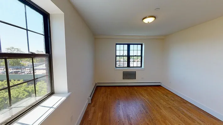 Rented by NY Space Finders Inc. | media 27