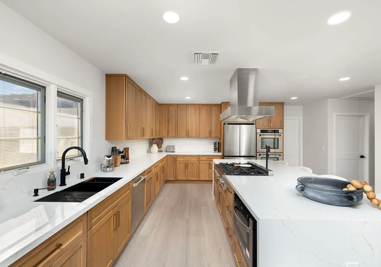 4079 Athenian Way — Photo 3