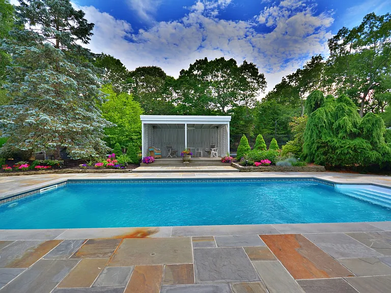 Peconic Hills Dr — Photo 17