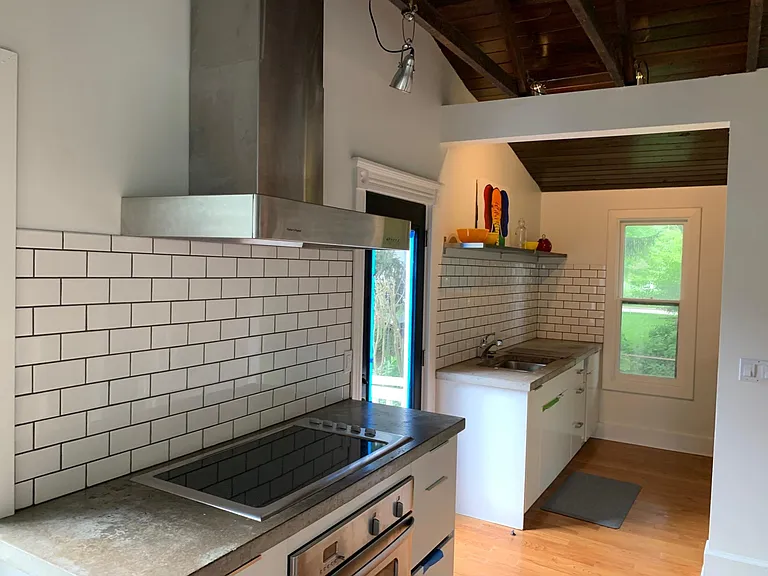 108 N Loomis St — Photo 6