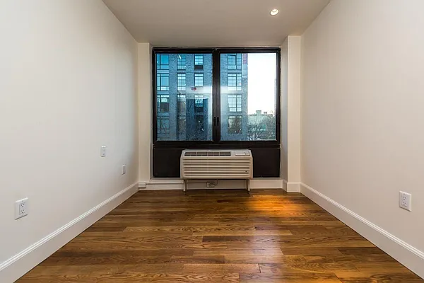 Rented by Nooklyn NYC LLC | media 88