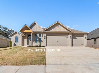 241 Bequette Ln, Centerton, AR 72719