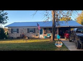 716 Car St, Campbell, MO 63933