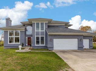 241 Waters Edge, Hebron, OH 43025