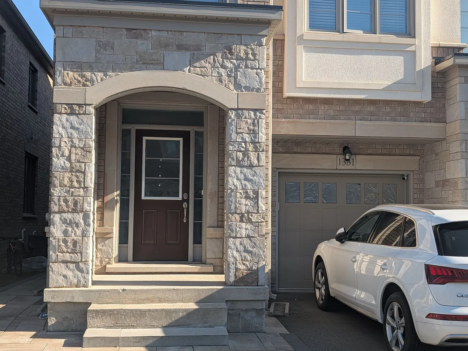 2 bed, $1,800 — Photo 1