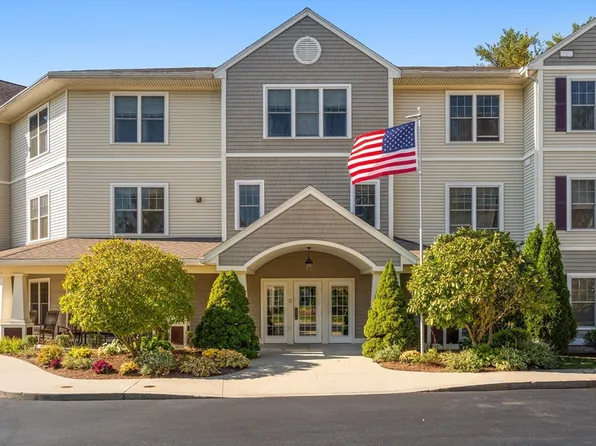 7 Crescent Way Unit 312, Sturbridge, MA 01518