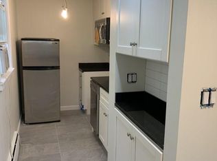 75 N Paul St APT 3, Stoughton, MA 02072