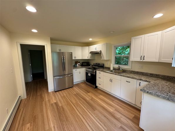 90 Lake Dr