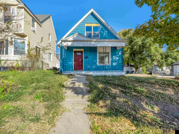 2110 J St, Omaha, NE 68107
