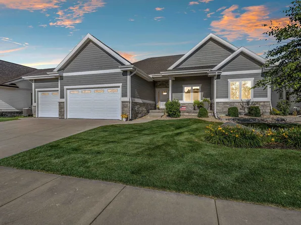 6238 Fountainhead Cir, Deforest, WI 53532
