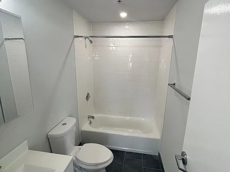 24 Mount Vernon Apartments — Photo 33