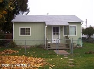816 Jefferson Ave, Toppenish, WA 98948