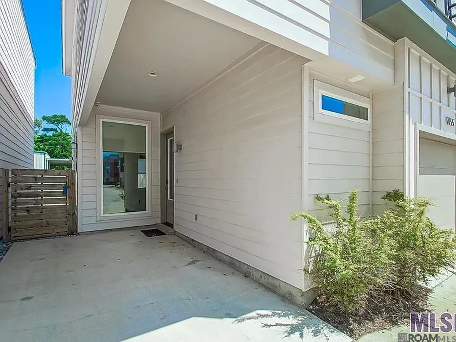 3 bed, 1454 sqft, $2,100 — Photo 3