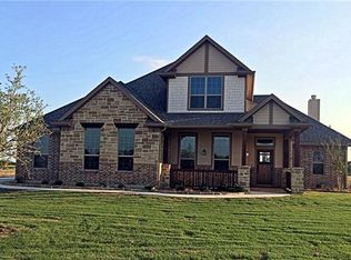 102 Taylor Ridge Dr, Waxahachie, TX 75167