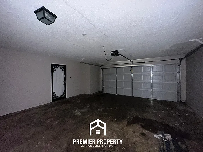 896 Cully Rd — Photo 19