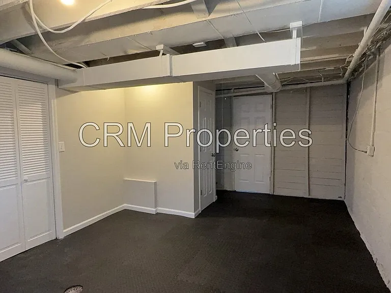 641 E 30th St — Photo 32