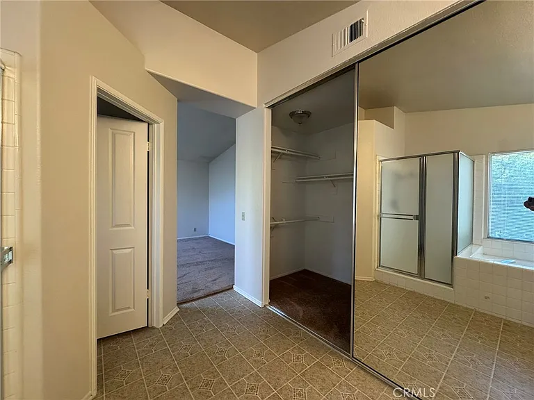 2121 Sun Ridge Dr — Photo 12