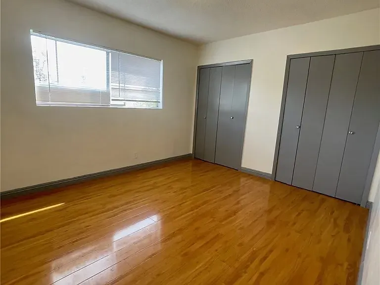 1024 S Atlantic Blvd #15 — Photo 2