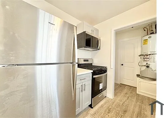 5059 W 20th St #1 — Photo 12