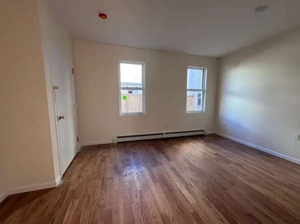 409 41st Street image 3 of 13