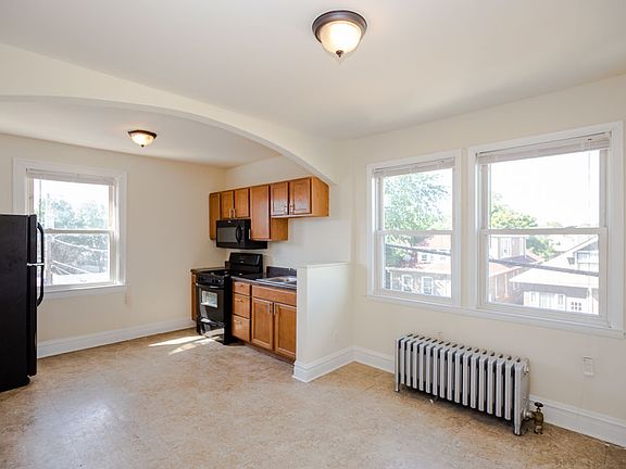 3rd image of 1336 S Austin Blvd APT D