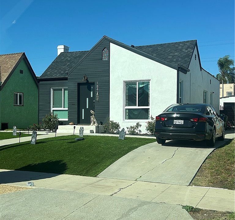 2nd image of 1841 W 70th St