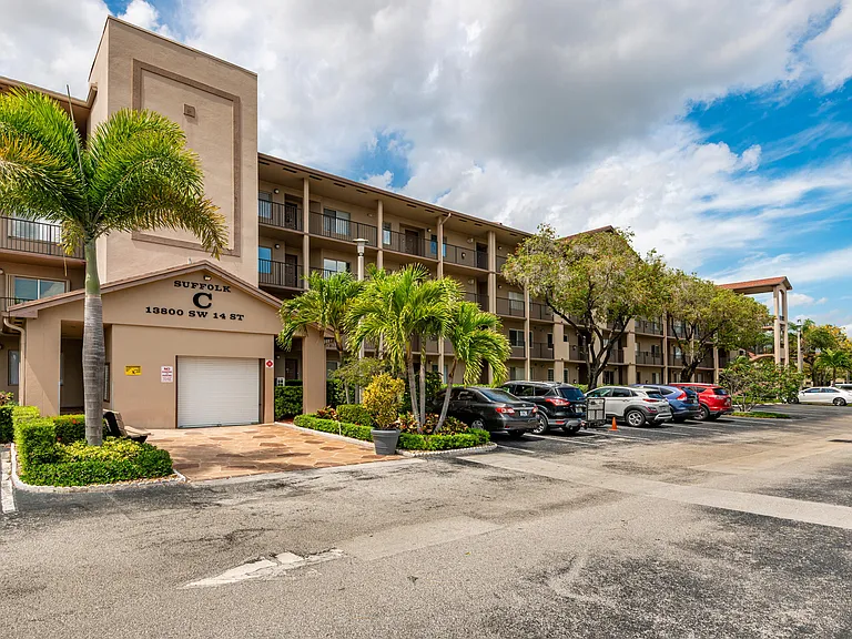 13800 SW 14th St #211C — Photo 22