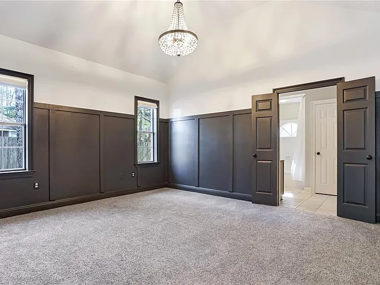 7033 Wynntree Dr — Photo 12