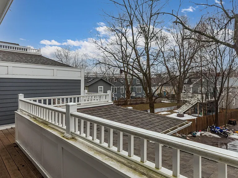 1 Franklin St #2C — Photo 8
