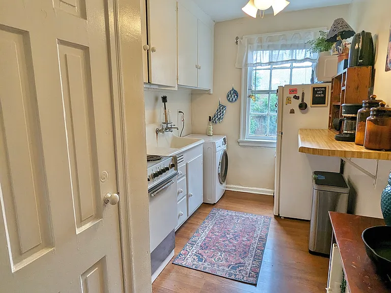 2851 Thornhill Rd #111B — Photo 12
