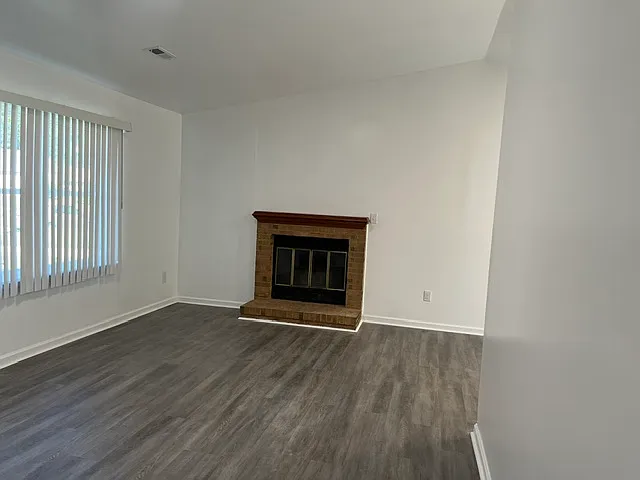 1029 Tall Oak Dr — Photo 5