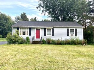 7399 Michael Rd, Orchard Park, NY 14127