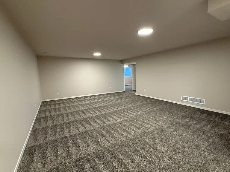 7007 Serpentine Dr — Photo 23