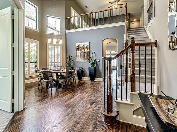 3rd image of 7025 Coverdale Dr