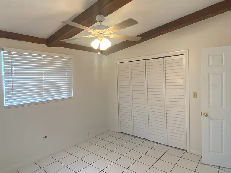 1017 Gibraltar Rd — Photo 10