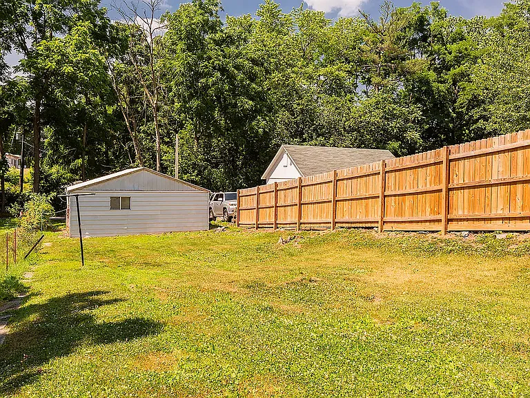 Shared backyard with 201.