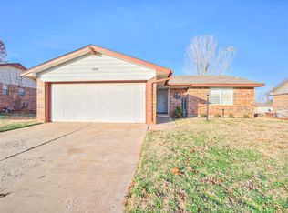 623 W Shepherd Dr, Mustang, OK 73064