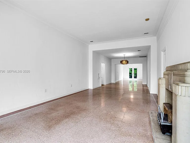 1232 Lenox Ave — Photo 8