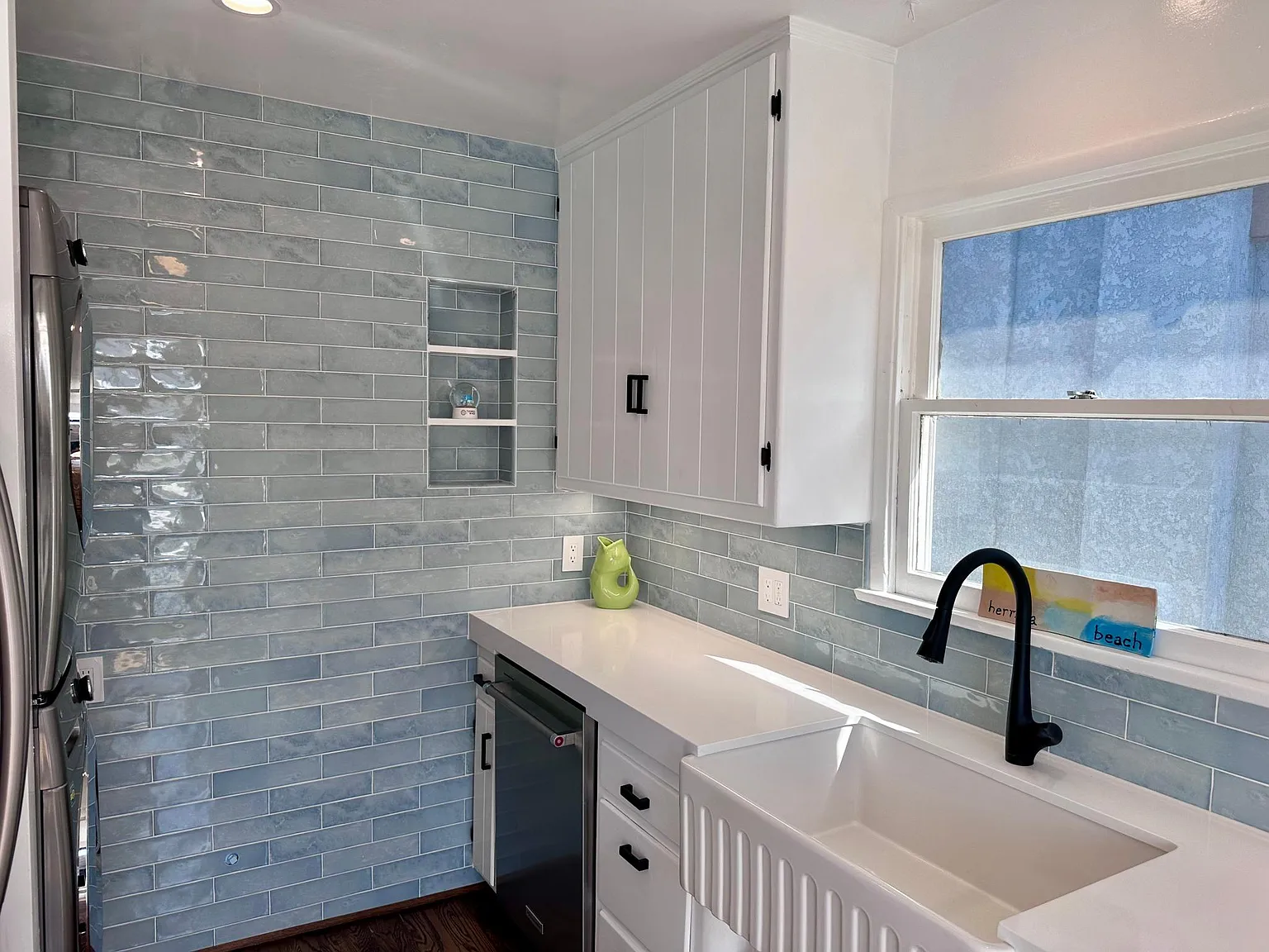 2 bed, 900 sqft, $5,300 — Photo 2