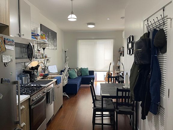 5th image of 4740 N Winthrop Ave APT 322