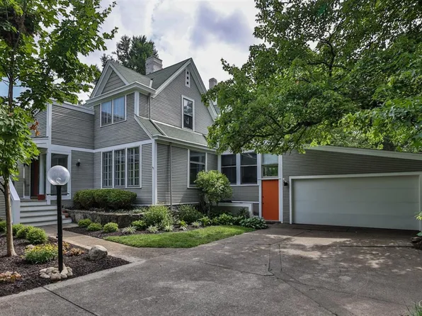 730 Brooks Ave, Cincinnati, OH 45215