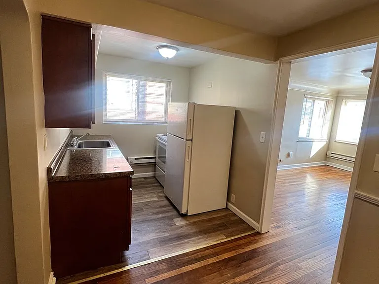 7159 Eastlawn Dr — Photo 6