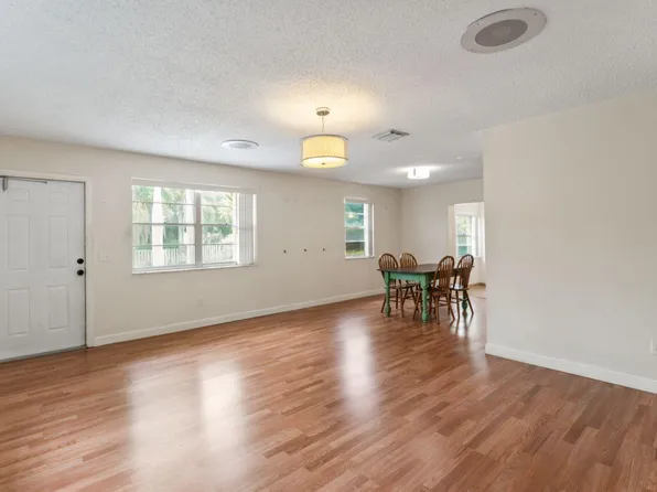 1711 16th Court N, Lake Worth Beach, FL 33460